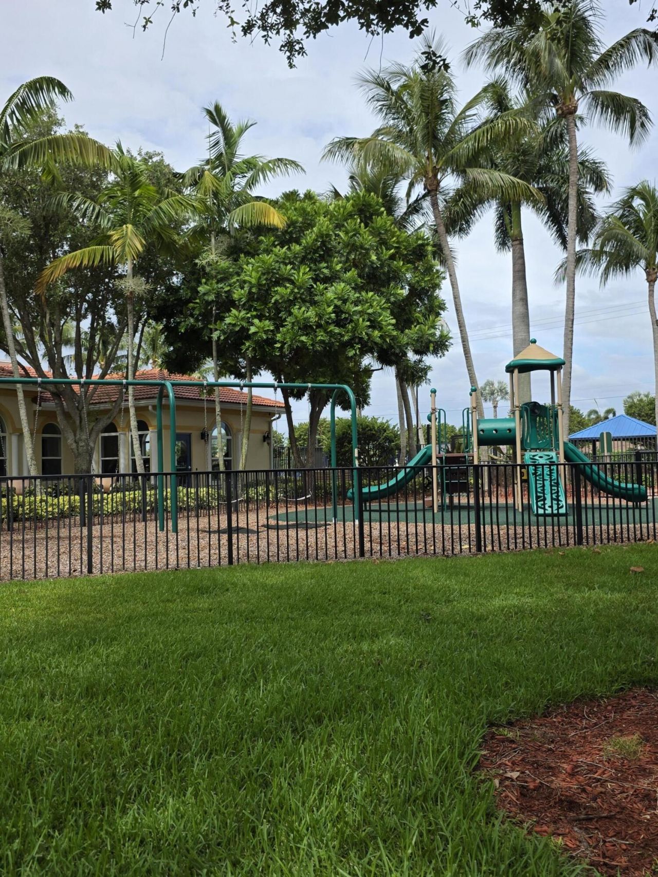 2866 S Oasis Drive, Boynton Beach, FL 33426 Photo