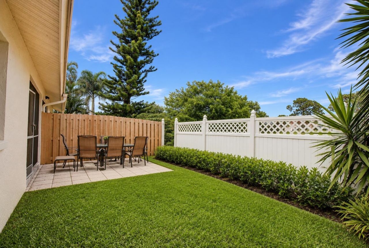 7958 Piper Lane, Lake Worth, FL 33463 Photo