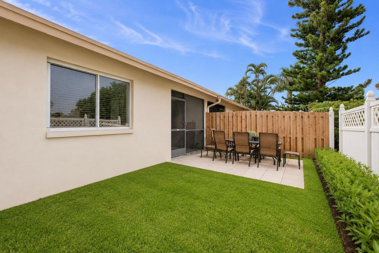 7958 Piper Lane, Lake Worth, FL 33463 Photo