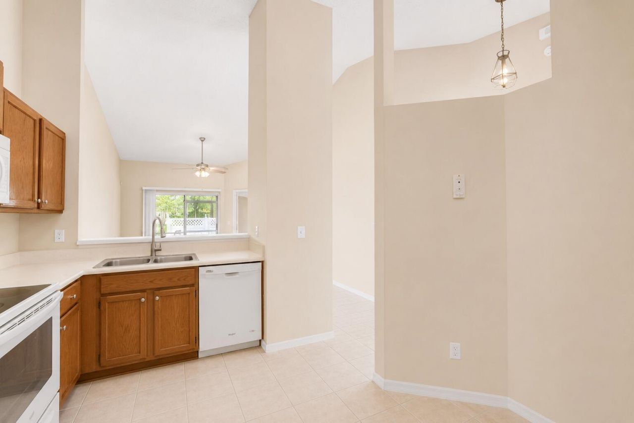 7958 Piper Lane, Lake Worth, FL 33463 Photo