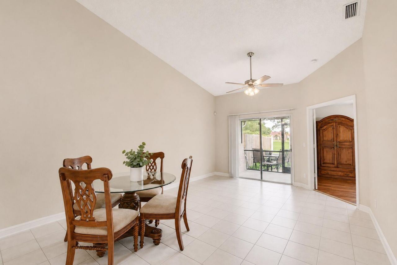 7958 Piper Lane, Lake Worth, FL 33463 Photo