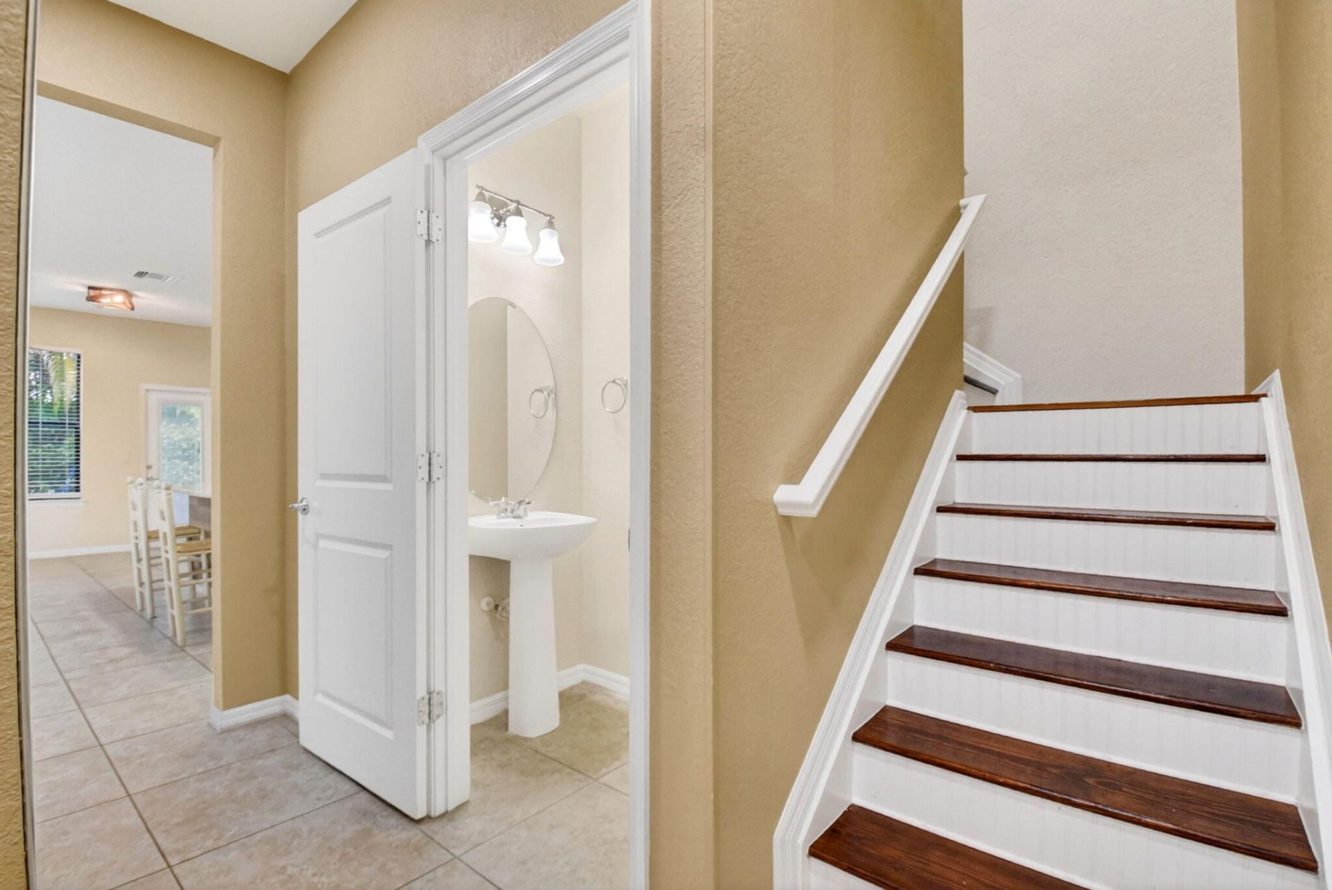 2833 Troubadour Street, Unit 2833, Palm Springs, FL 33406 Photo