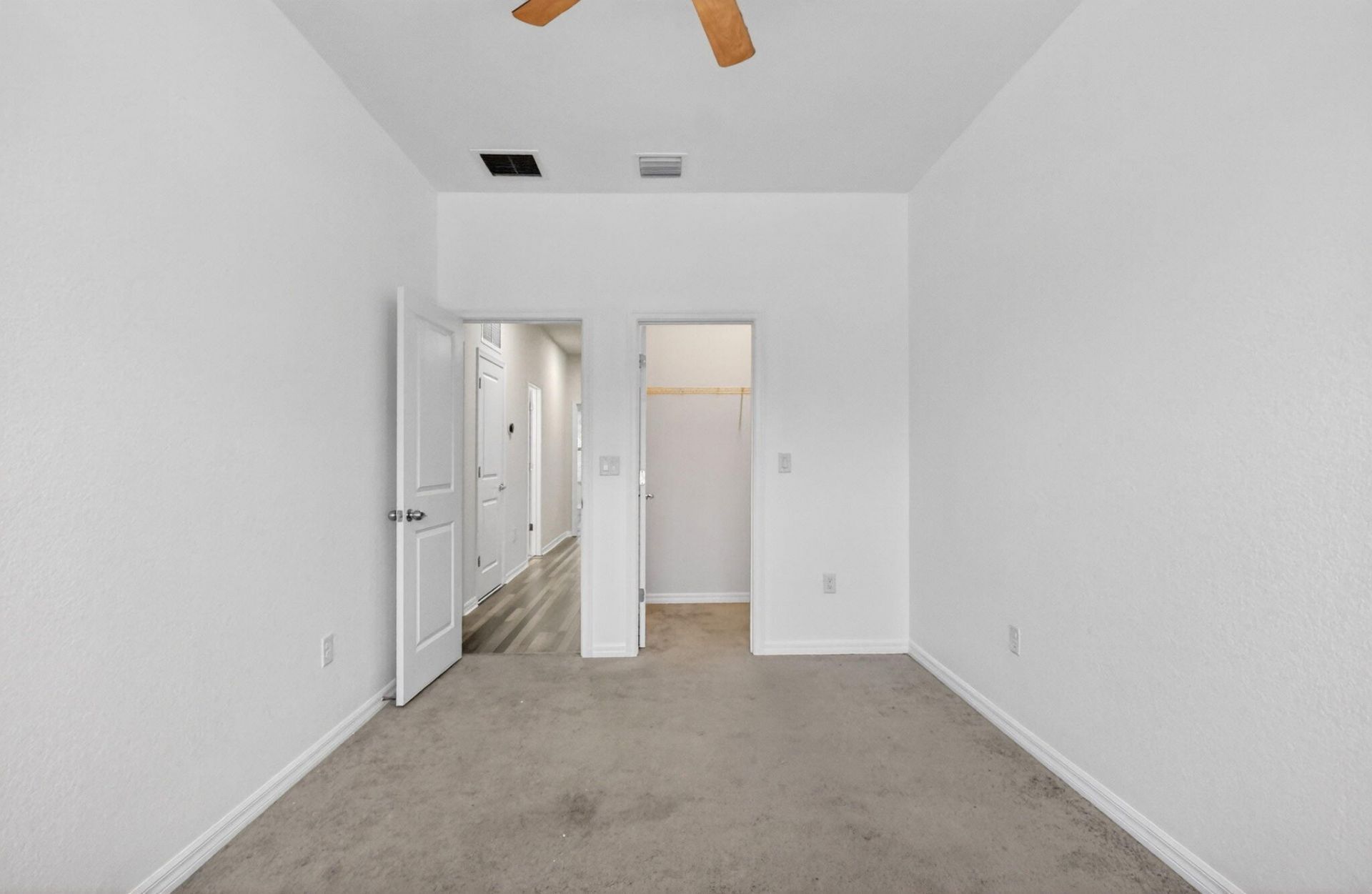 2833 Troubadour Street, Unit 2833, Palm Springs, FL 33406 Photo