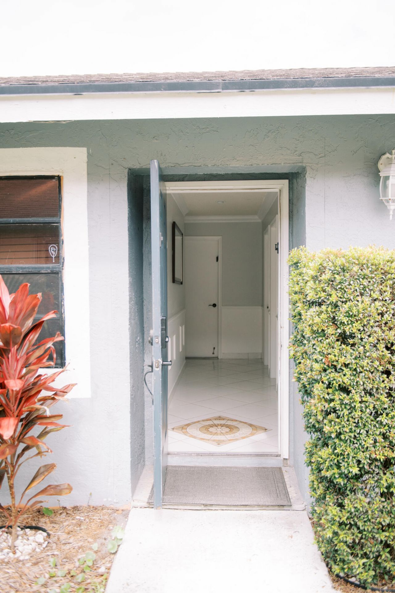 1423 Summit Run Circle, West Palm Beach, FL 33415 Photo