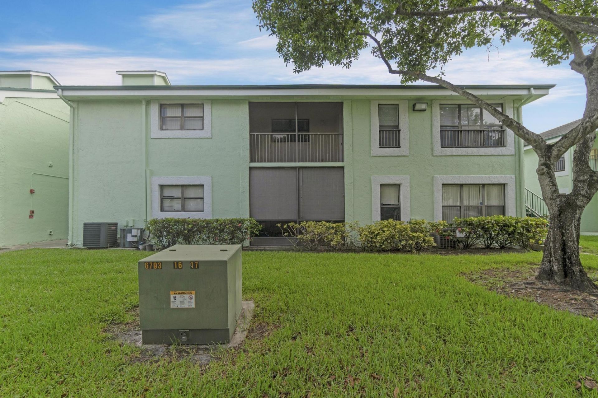 8771 NW 39th Street, Sunrise, FL 33351 Photo
