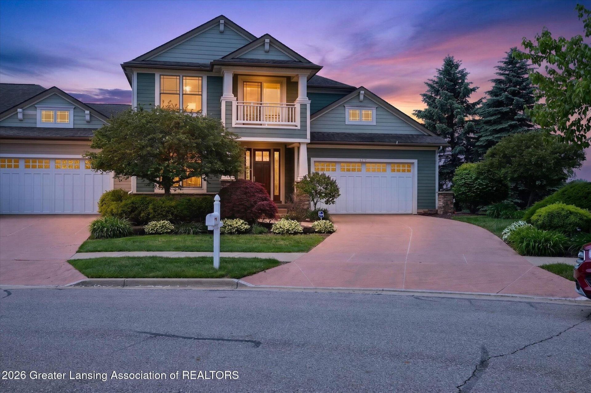 613 Ibis Circle, East Lansing, MI 48823 Main Photo