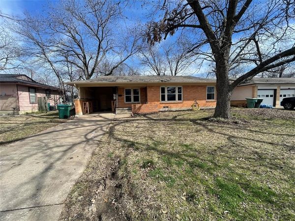 1309 N Binkley Street , Sherman, TX 75092