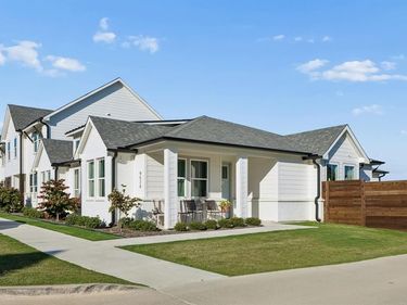 9524 Thorncrown Lane, Fort Worth, TX 76179