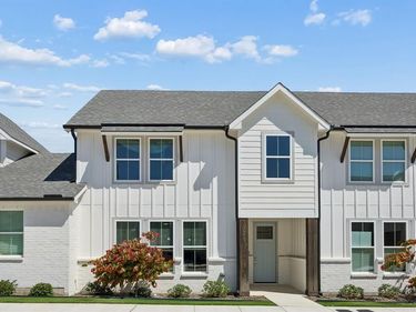 9540 Thorncrown Lane, Fort Worth, TX 76179