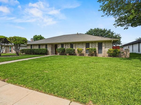 2909 Las Palmas Lane, Plano, TX 75075