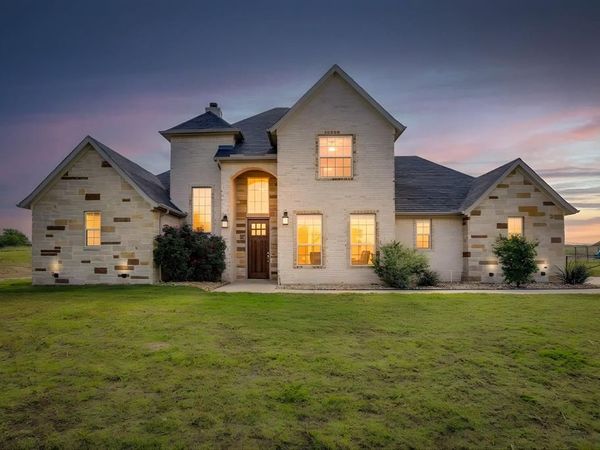 120 War Wagon Circle, Millsap, TX 76066