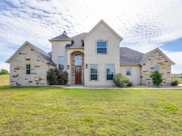 120 War Wagon Circle, Millsap, TX 76066