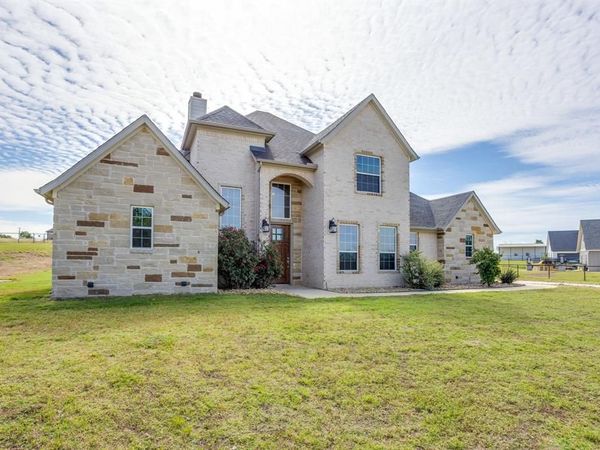 120 War Wagon Circle, Millsap, TX 76066