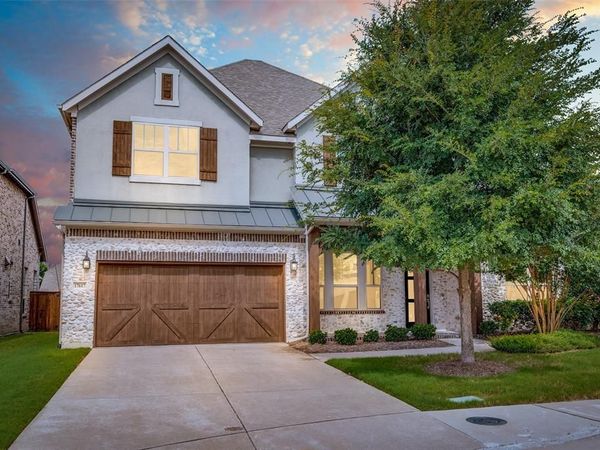 17617 Crabapple Court , Dallas, TX 75252