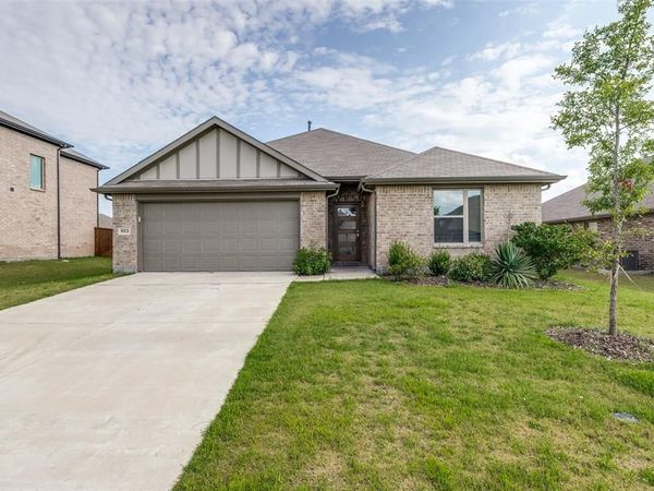 553 Meadow Run Drive , Van Alstyne, TX 75495