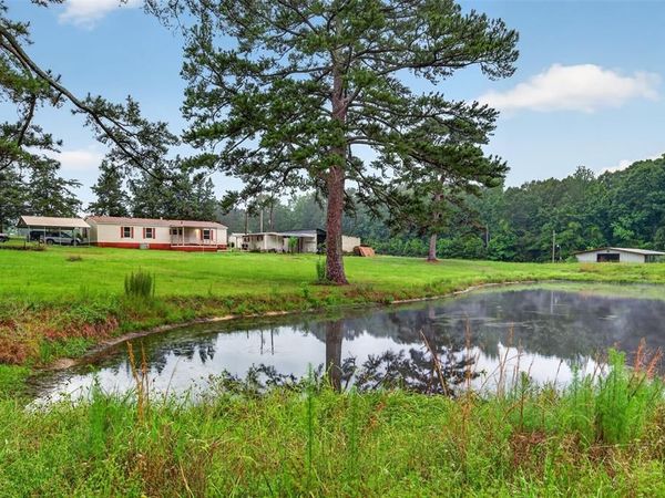 11046 Upper State Line Road, Vivian, LA 71082
