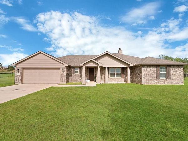 115 Springwood Ranch Loop , Springtown, TX 76082