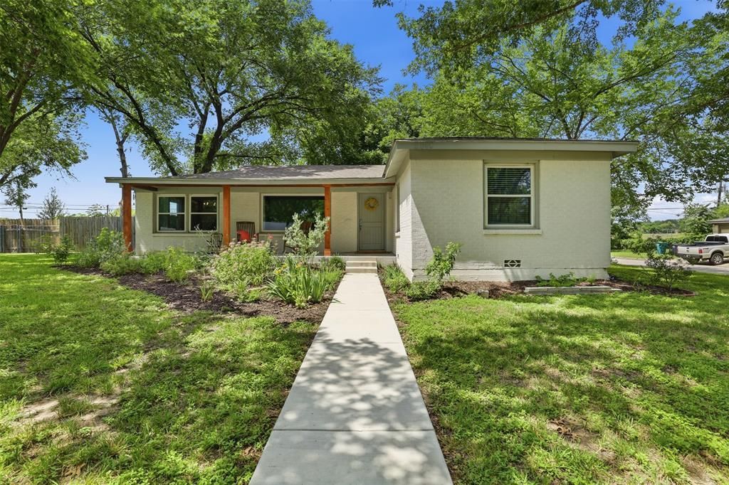 5500 Dennis Avenue , Fort Worth, TX 76114 Main Photo