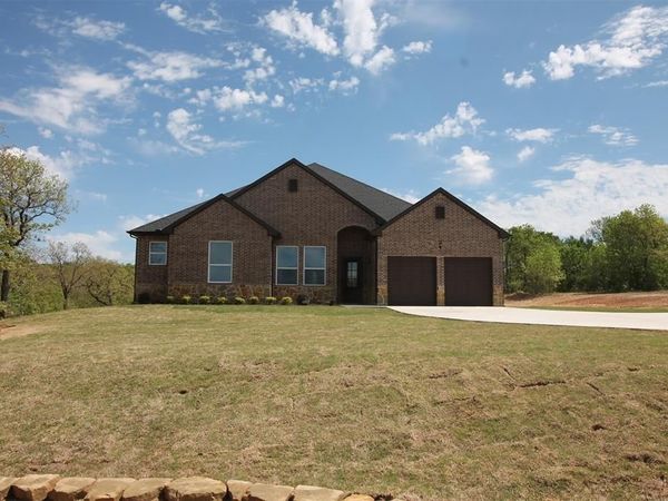 162 Sunset Bay Pointe Court, Chico, TX 76431