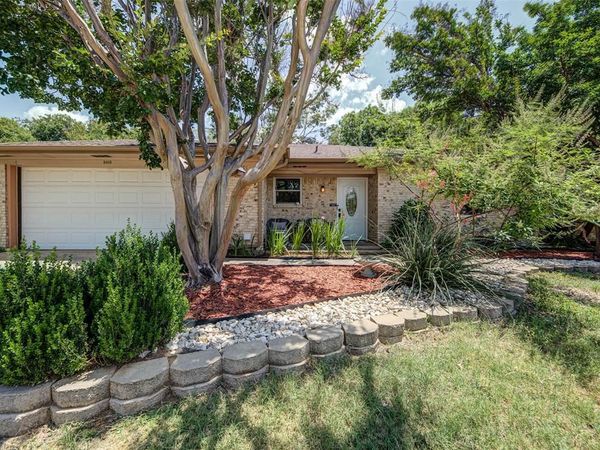 5410 Prince Drive , Lake Dallas, TX 75065