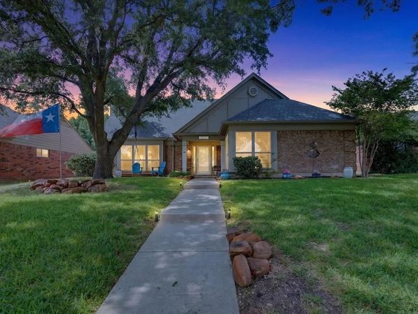 2117 Lavaca Trail , Carrollton, TX 75010