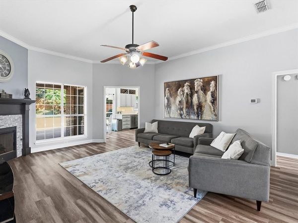 202 Linda Street , Aubrey, TX 76227