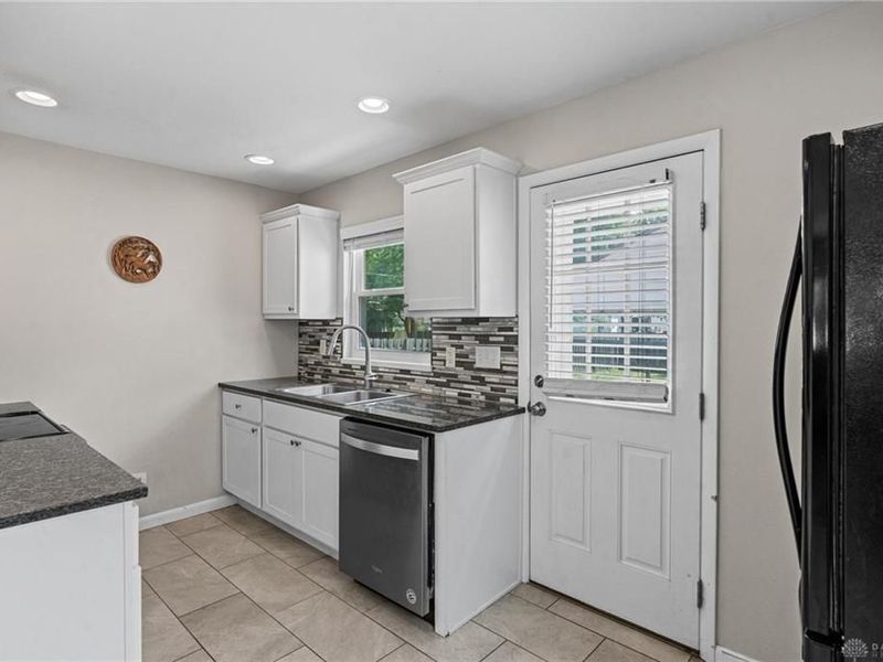 630 Hadley Avenue, Dayton, OH 45419 Photo 11