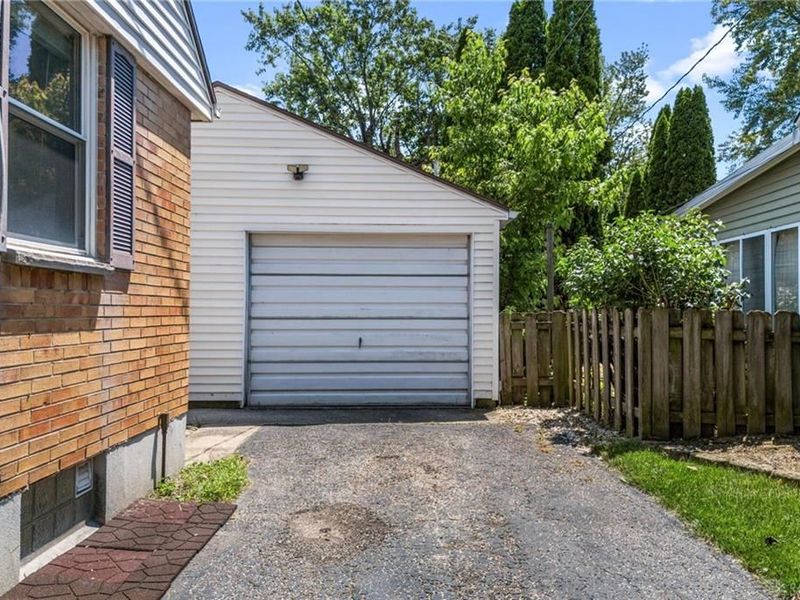 630 Hadley Avenue, Dayton, OH 45419 Photo 4