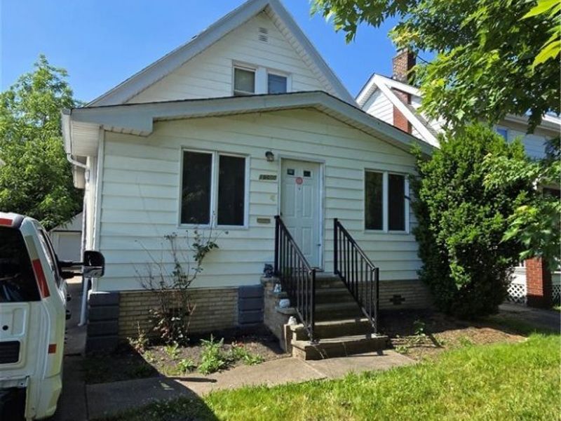 19600 Ormiston Avenue, Euclid, OH 44119 Photo 1