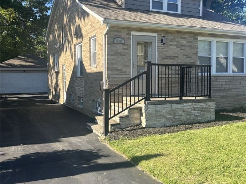 24371 Hartland Drive , Euclid, OH 44123 Photo 6