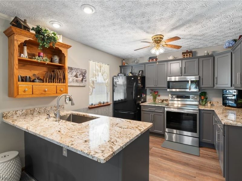 2419 Meadow Spring Circle, Akron, OH 44312 Photo 11