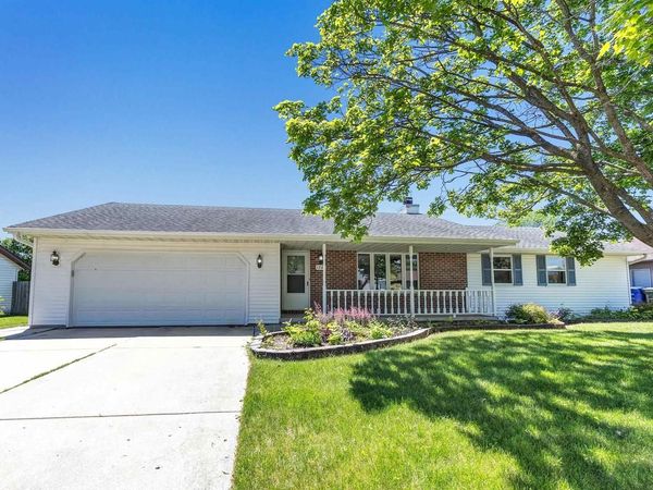 1732 CHARLES STREET, De Pere, WI 54115
