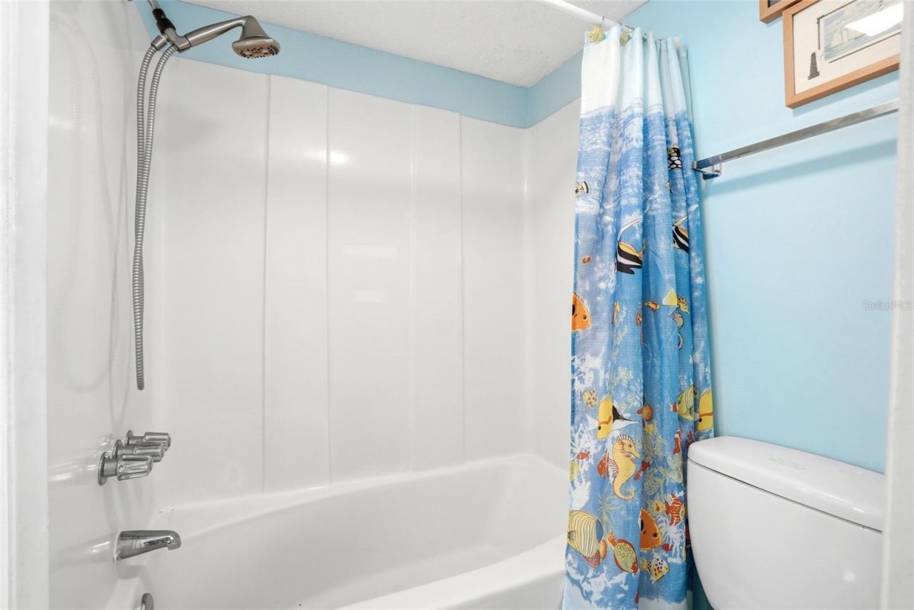 320 Medallion Boulevard , Unit H, Madeira Beach, FL 33708 Photo