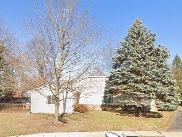 2150 Phillips Avenue , Delhi Charter Twp, MI 48842