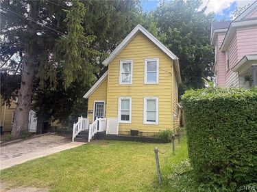 121 Maurice Avenue , Syracuse, NY 13207