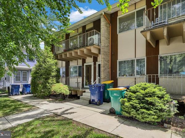 2520 PENN AV , READING, PA 19609