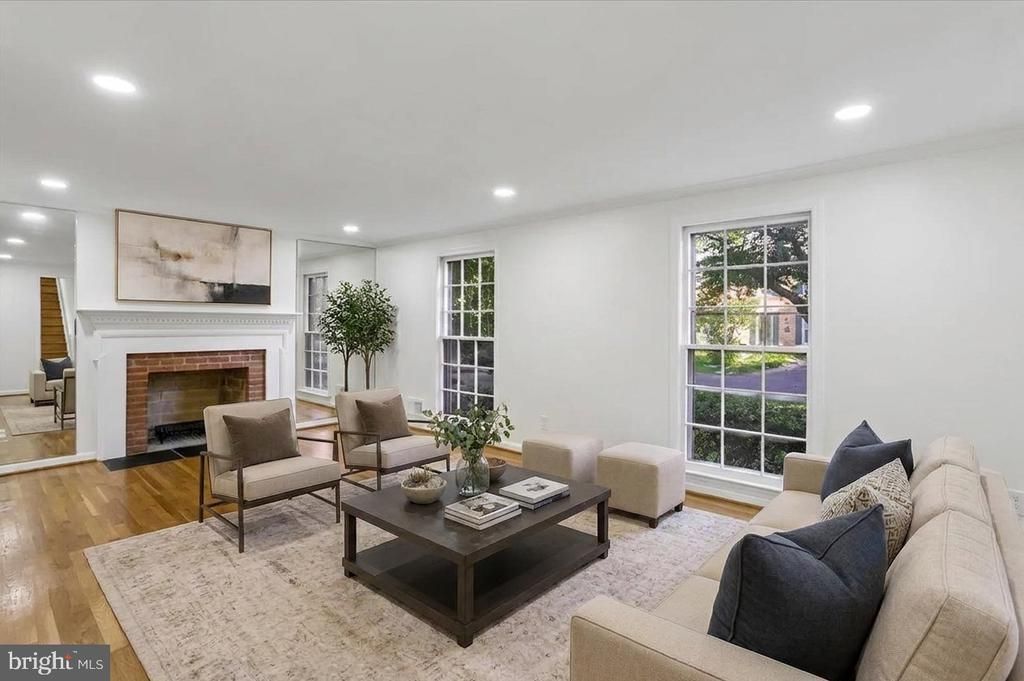 9812 CANAL ROAD, MONTGOMERY VILLAGE, MD 20886