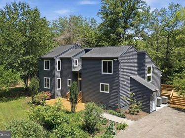 2391 HOLLY SPRINGS ROAD, AMISSVILLE, VA 20106