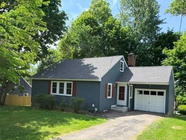 333 Oak Drive, New Windsor, NY 12553