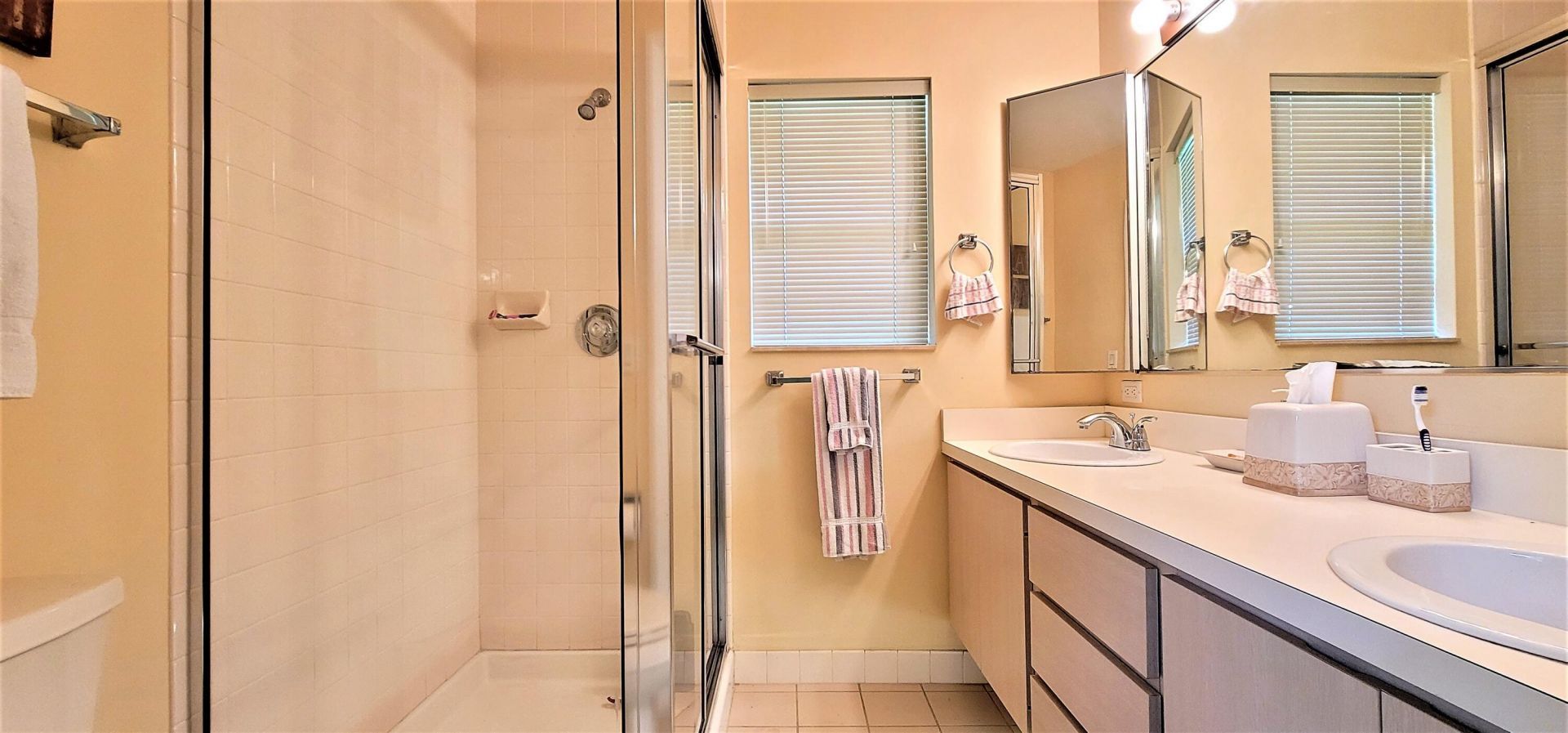 1909 Hartford Court, West Palm Beach, FL 33409 Photo