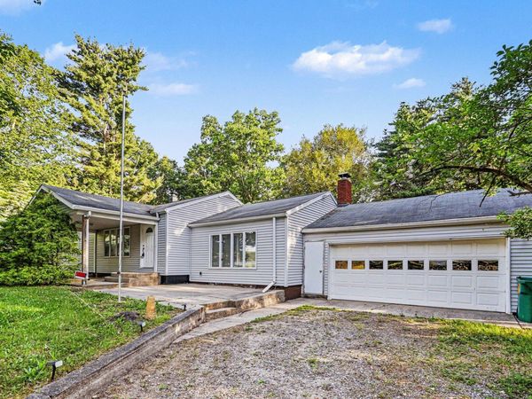 14644 Millard Road, Three Rivers, MI 49093