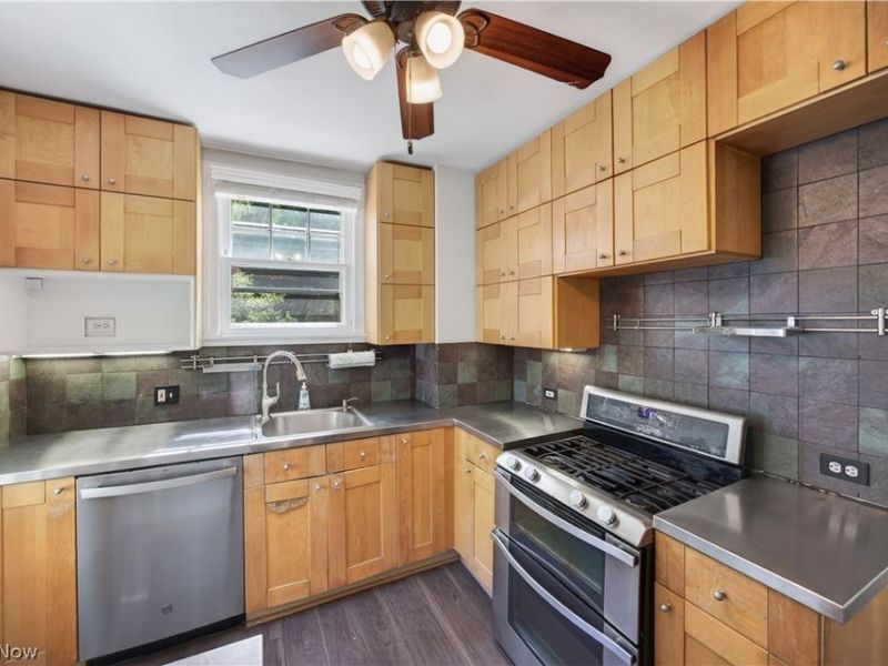 2943 Edgehill Road, Cleveland Heights, OH 44118 Photo 18