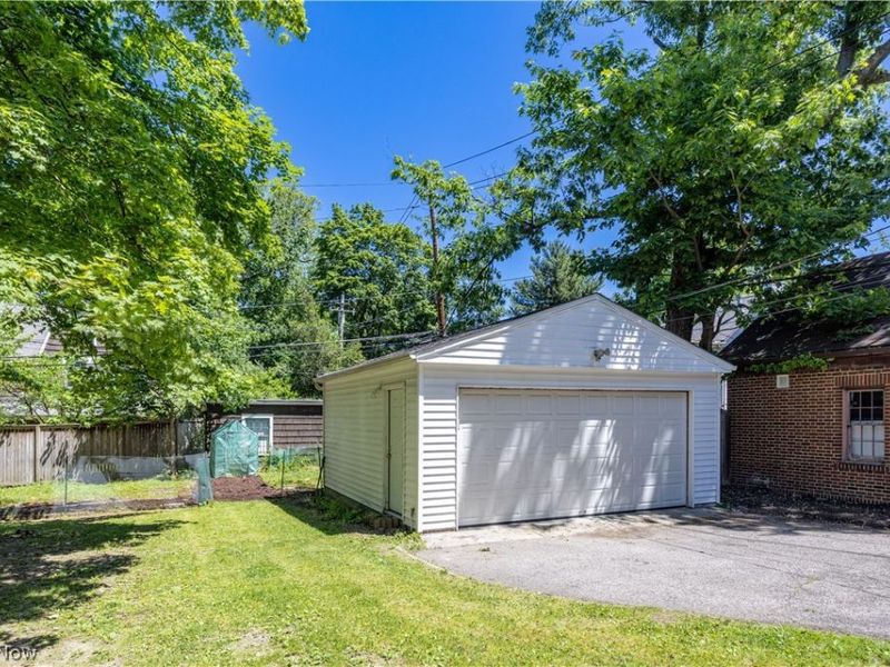 2943 Edgehill Road, Cleveland Heights, OH 44118 Photo 38