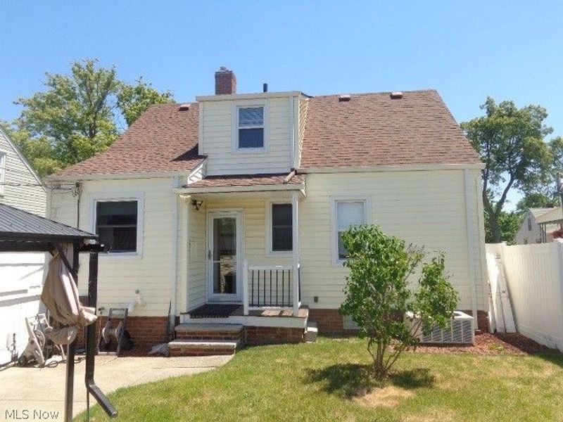 4396 Rockland Drive , Brooklyn, OH 44144 Photo 4