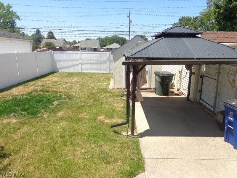 4396 Rockland Drive , Brooklyn, OH 44144 Photo 6