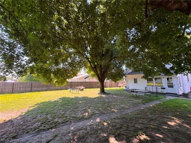284 2nd Street SW, Carrollton, OH 44615 Photo 16