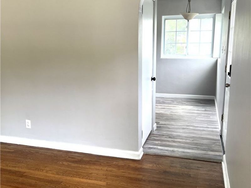 529 S Madison Avenue , Salem, OH 44460 Photo 5