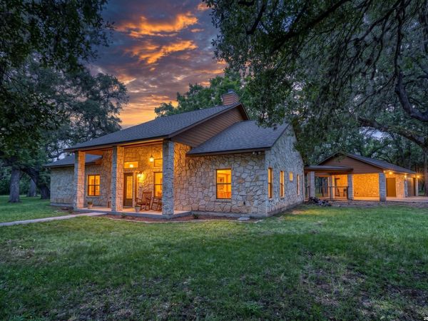 382 Arboles Ct, ConCan, TX 78801