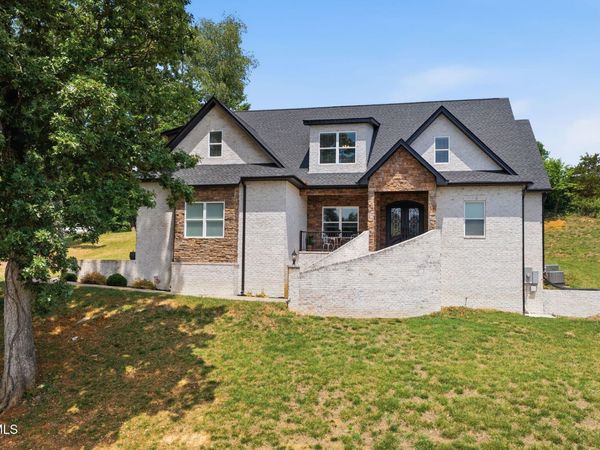 127 Allison Timbers Road, Piney Flats, TN 37686