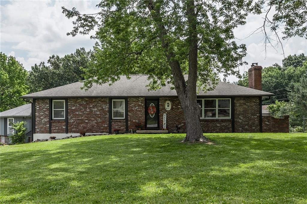 4521 Sutton Court, Kansas City, KS 66106 Main Photo